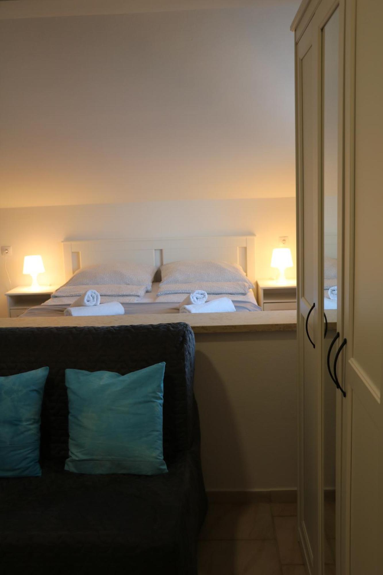 Kiki Apartment *
