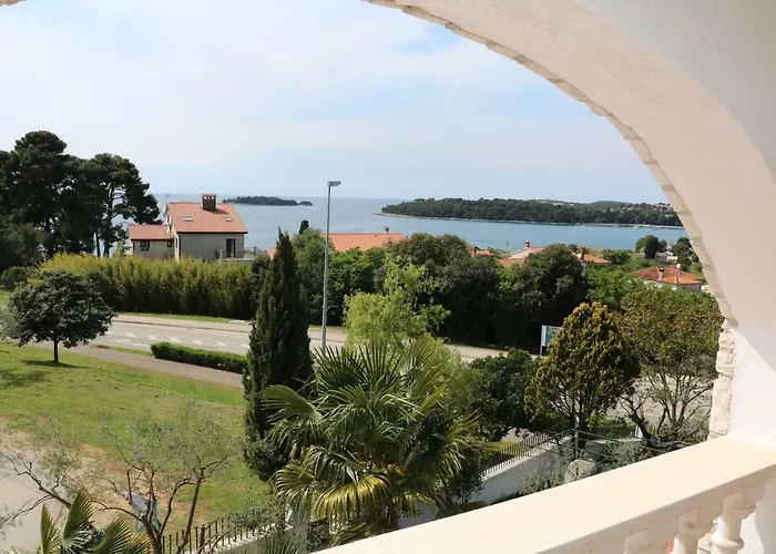 Villa Kiki